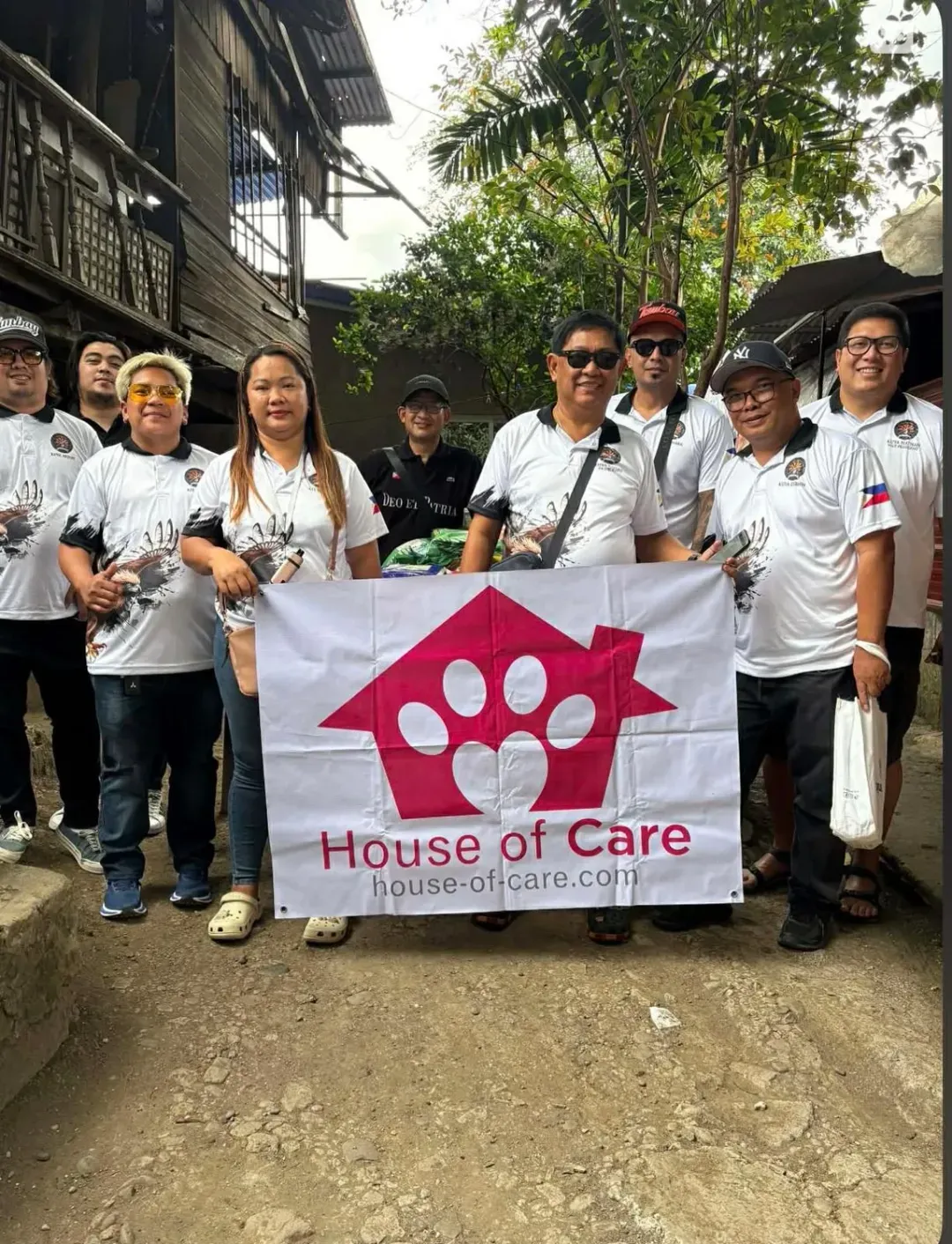 House of Care Germany gemeinnützige UG - Tierpflegedienst - Tag der kostenlosen Impfung für Streuner und Haustiere